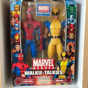 MGA Marvel Heroes WalkieTalkies Spider Man & Wolverine.